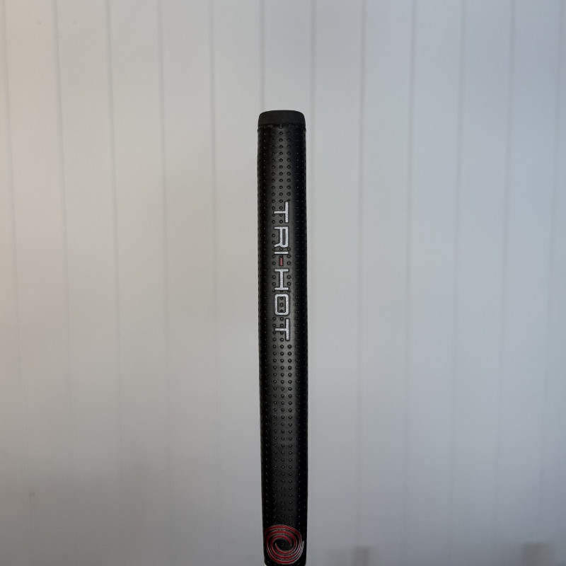 Used Odyssey TRI-HOT 5K TWO 34" putter — detail view