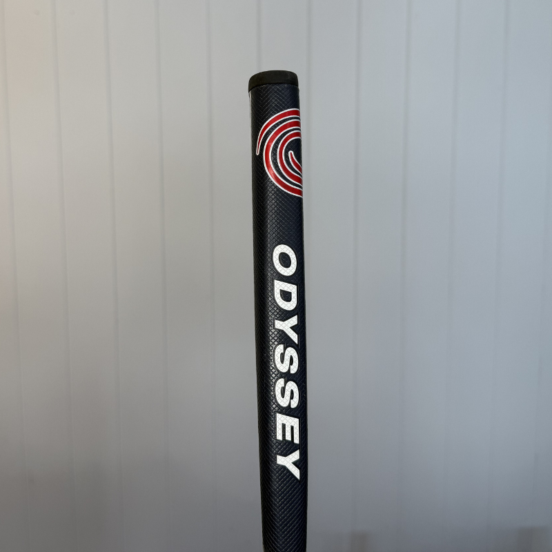 Used Odyssey TRI-BEAM DOUBLE WIDE 34" putter — detail view